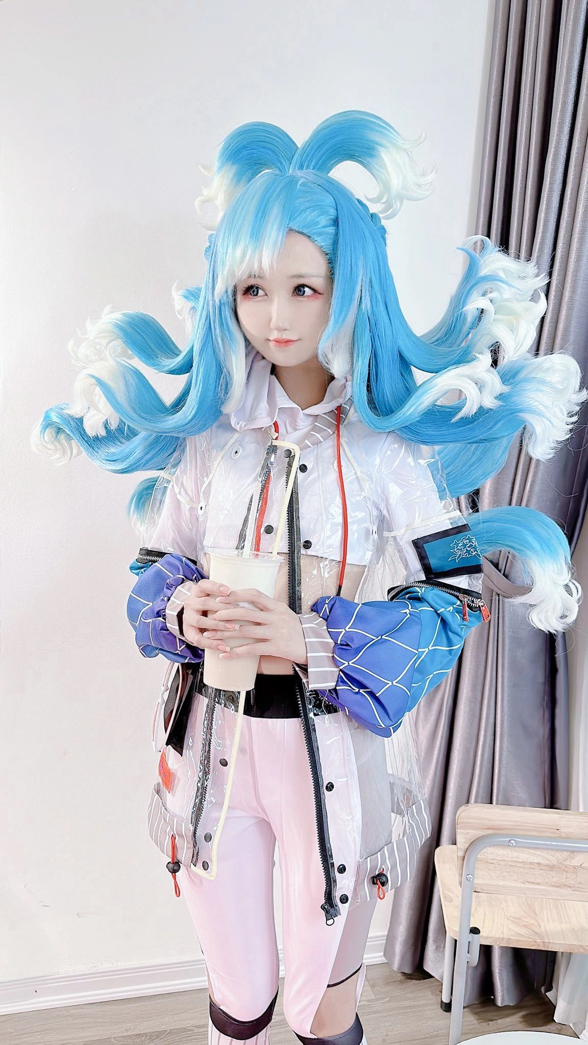 Kuuko W - NO.99 Selfie Set August 2